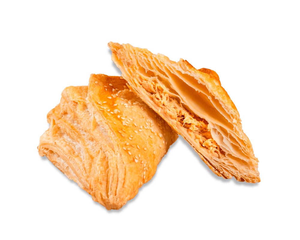 Pastel Folhado de Frango e Requeijão